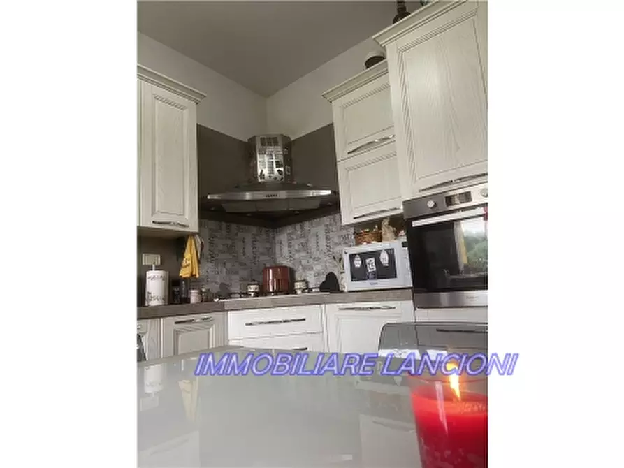 Immagine 7 di Appartamento in vendita  a Scandicci