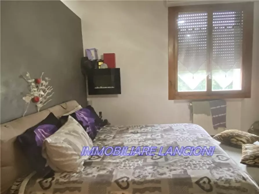 Immagine 14 di Appartamento in vendita  a Scandicci