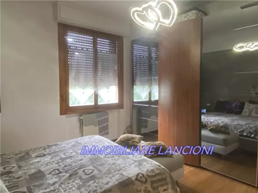 Immagine 15 di Appartamento in vendita  a Scandicci