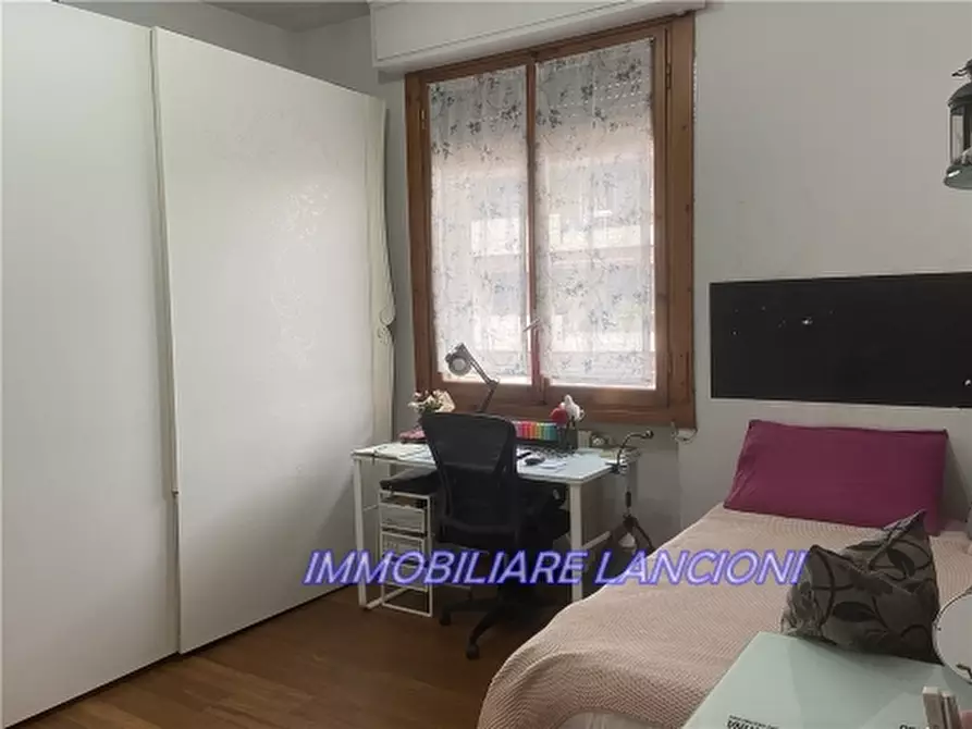 Immagine 20 di Appartamento in vendita  a Scandicci