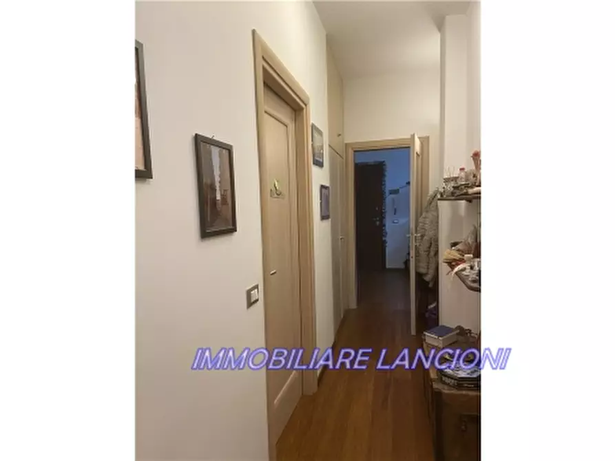 Immagine 27 di Appartamento in vendita  a Scandicci