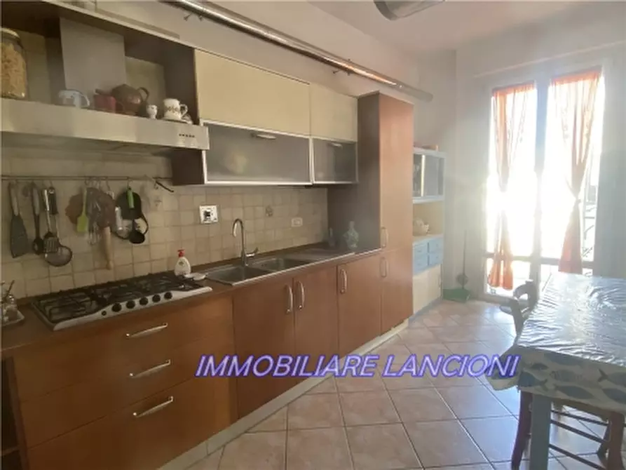 Immagine 3 di Appartamento in vendita  a Scandicci