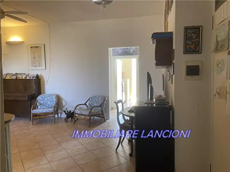Immagine 18 di Appartamento in vendita  a Scandicci