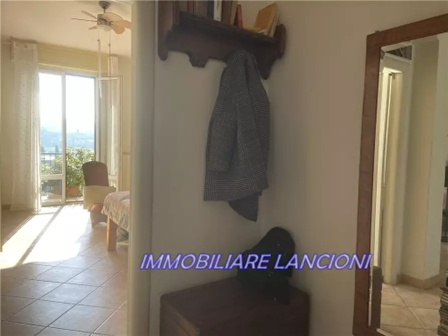 Immagine 20 di Appartamento in vendita  a Scandicci