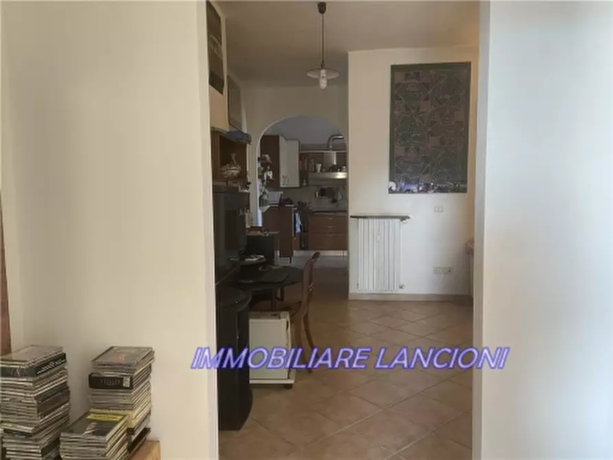 Immagine 21 di Appartamento in vendita  a Scandicci