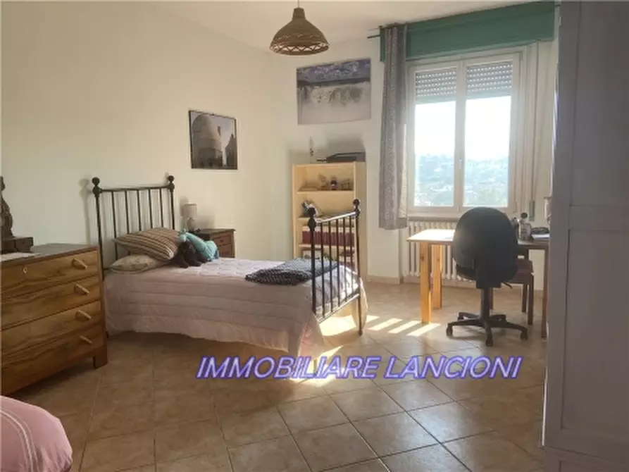 Immagine 26 di Appartamento in vendita  a Scandicci