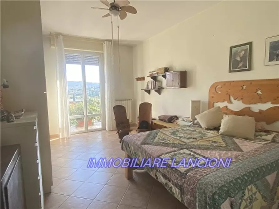 Immagine 33 di Appartamento in vendita  a Scandicci