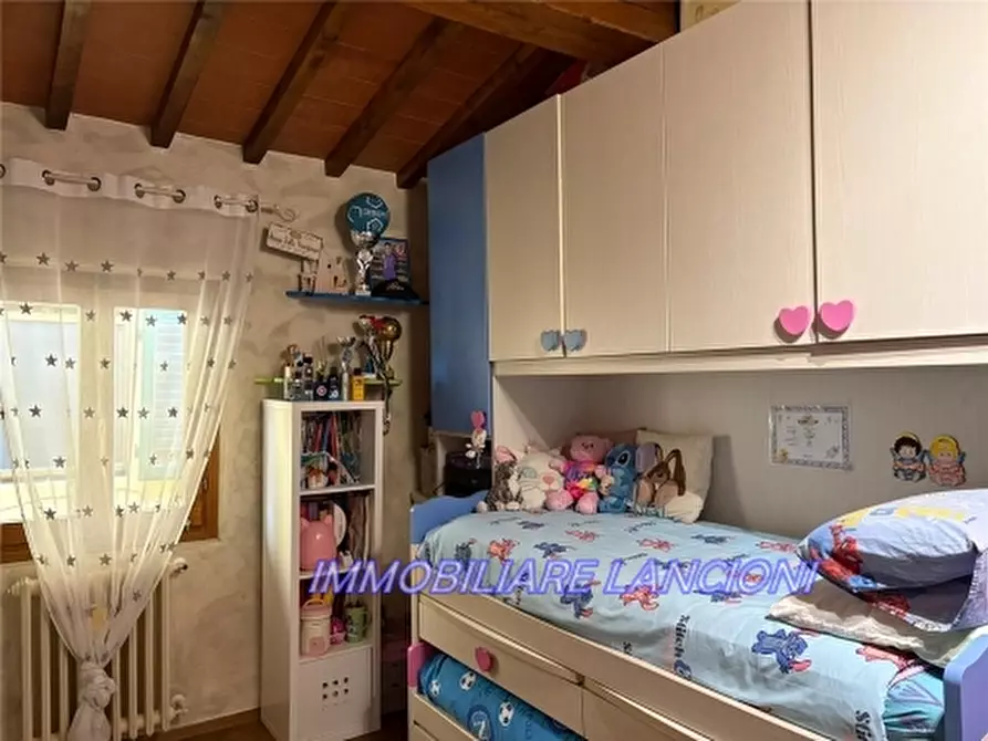 Immagine 20 di Appartamento in vendita  a Lastra A Signa