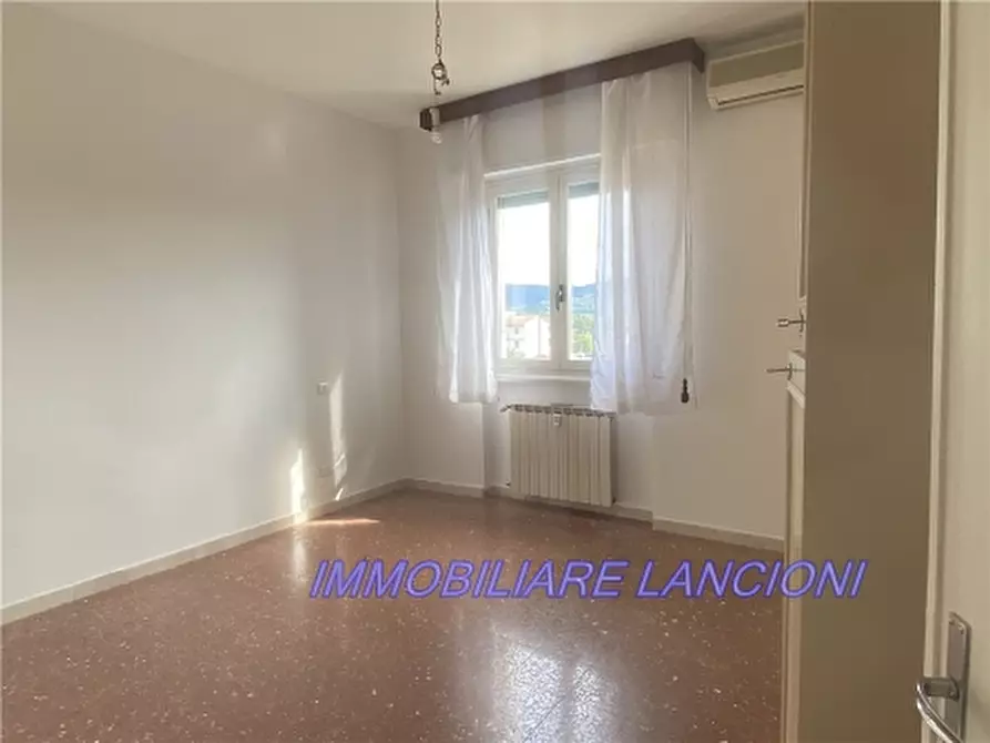 Immagine 28 di Appartamento in vendita  a Scandicci