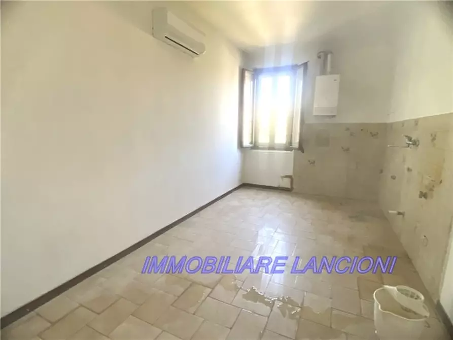 Immagine 1 di Appartamento in vendita  a Scandicci