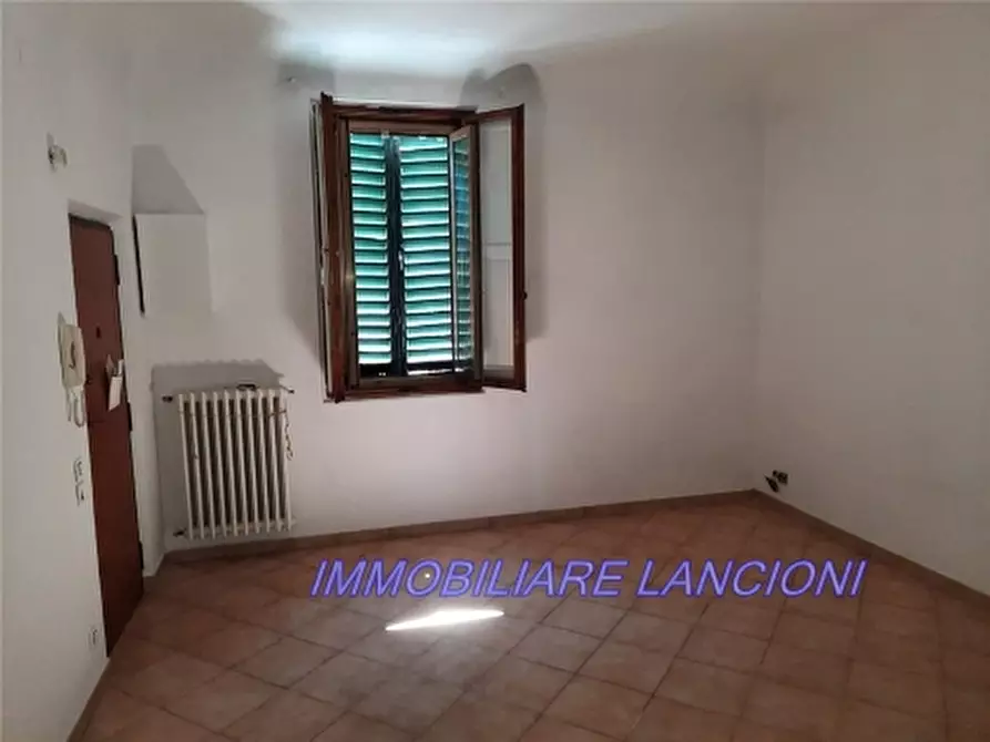 Immagine 5 di Appartamento in vendita  a Scandicci
