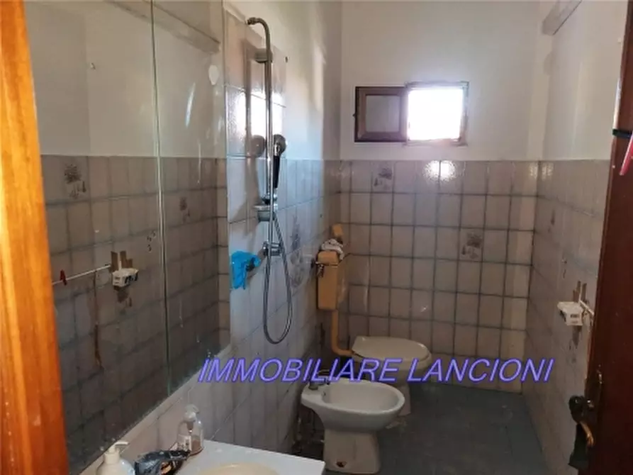 Immagine 17 di Appartamento in vendita  a Scandicci