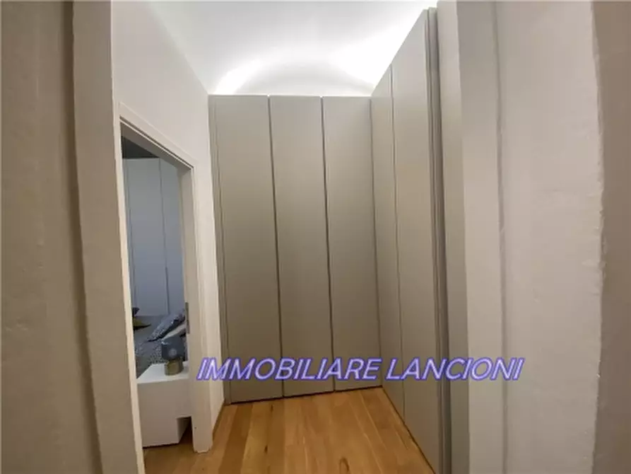 Immagine 23 di Villa in vendita  a Lastra A Signa