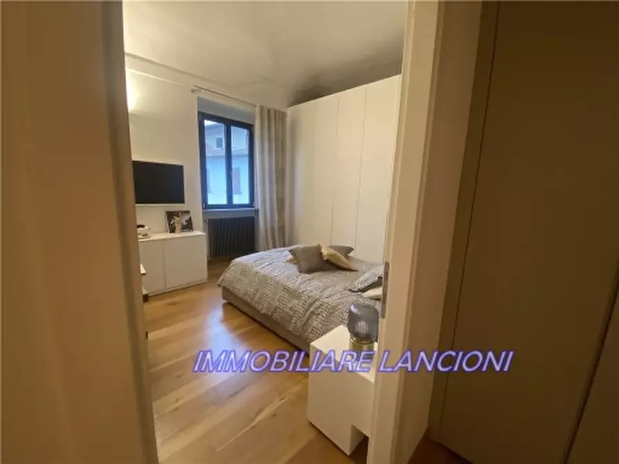 Immagine 24 di Villa in vendita  a Lastra A Signa