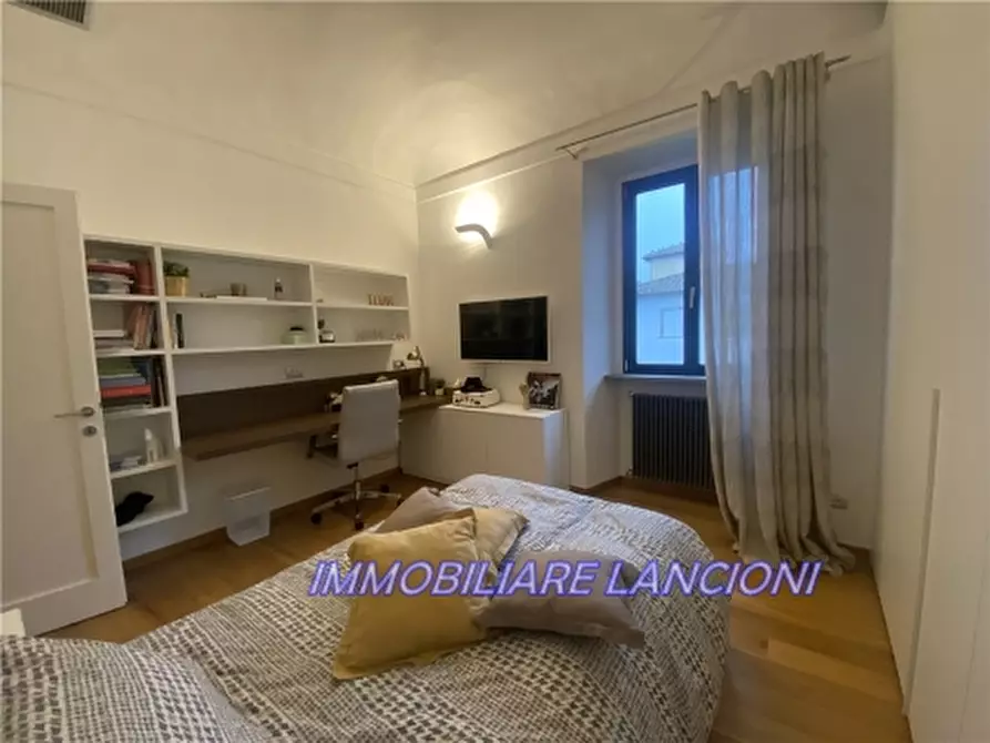 Immagine 25 di Villa in vendita  a Lastra A Signa