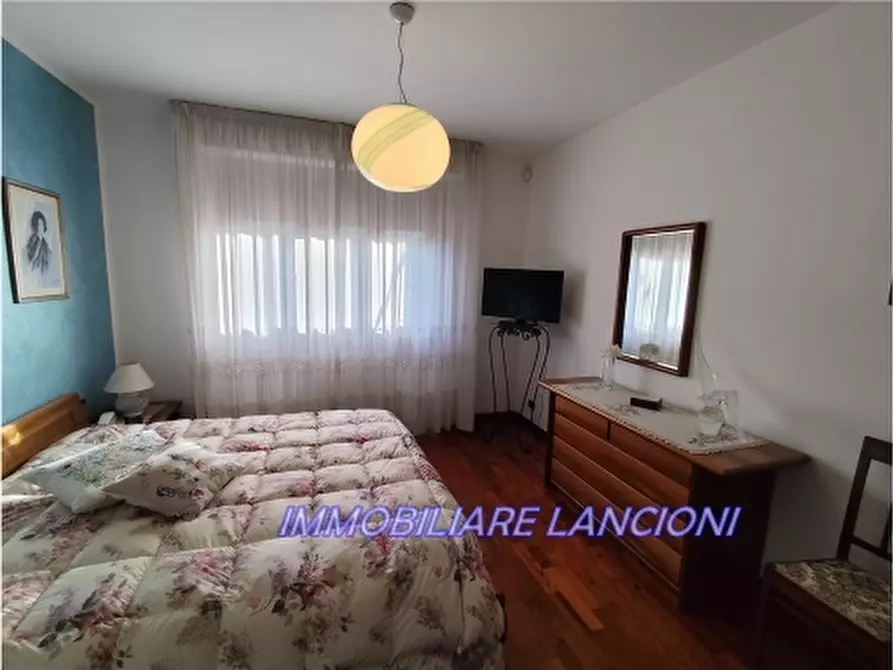 Immagine 16 di Villa in vendita  a Lastra A Signa