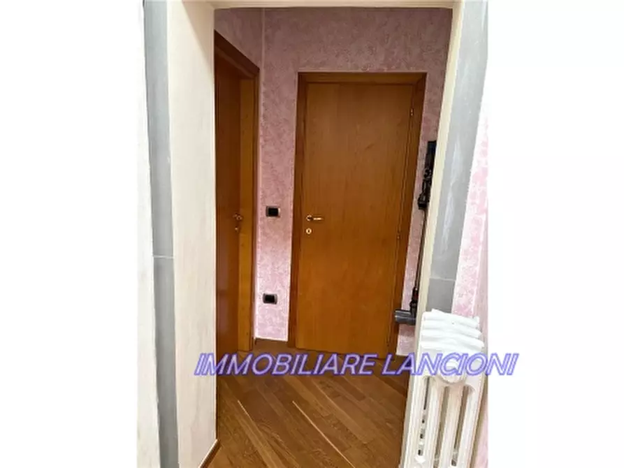 Immagine 29 di Villa in vendita  a Lastra A Signa