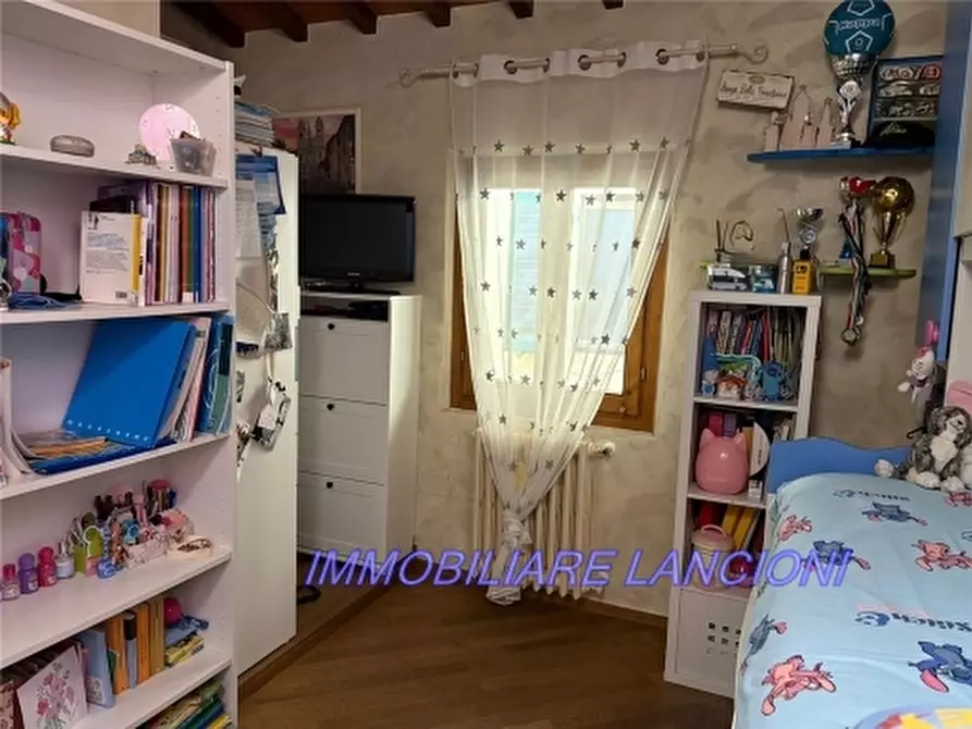 Immagine 31 di Villa in vendita  a Lastra A Signa