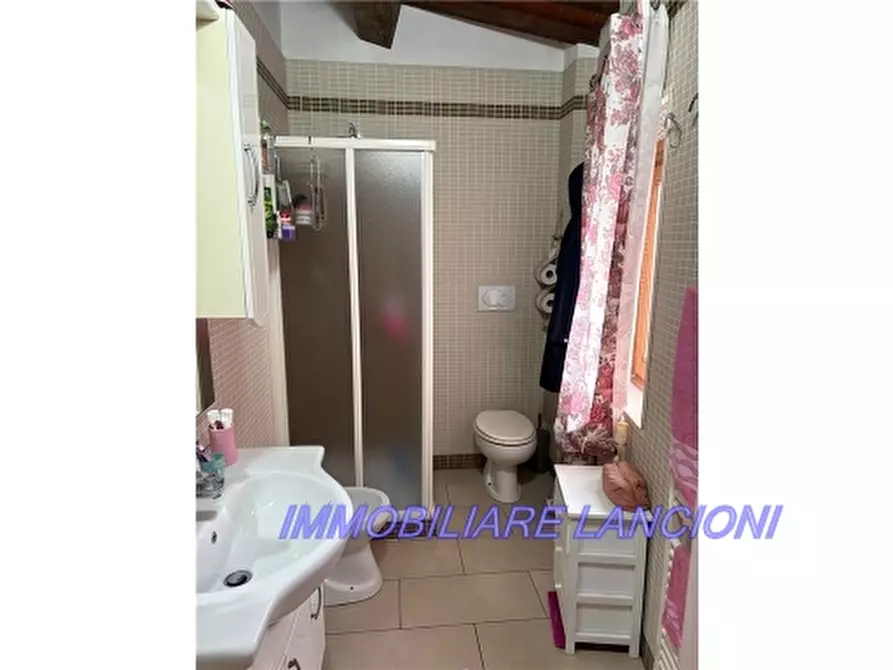 Immagine 32 di Villa in vendita  a Lastra A Signa