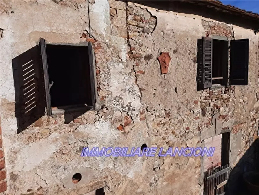 Immagine 8 di Rustico / casale in vendita  a Scandicci