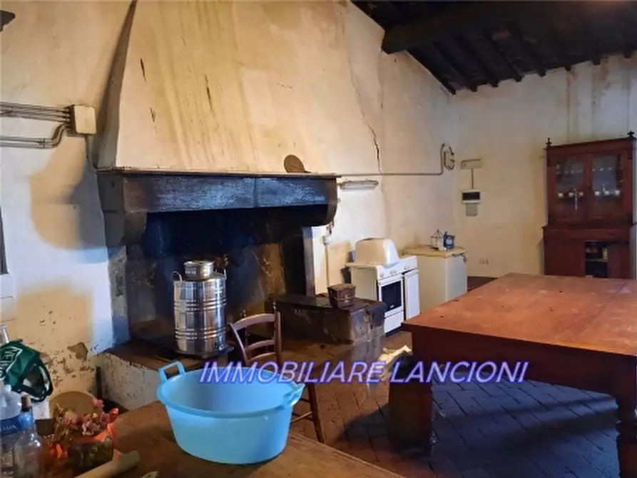 Immagine 16 di Rustico / casale in vendita  a Scandicci