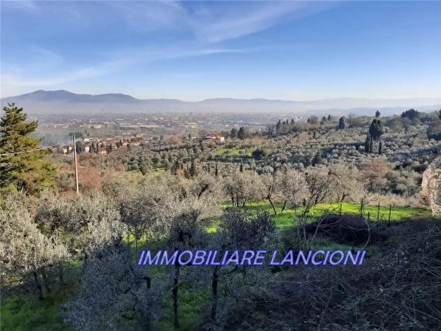 Immagine 18 di Rustico / casale in vendita  a Scandicci