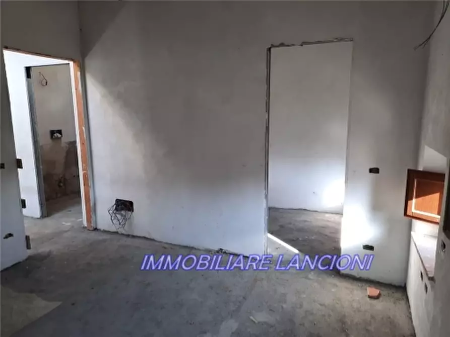 Immagine 3 di Rustico / casale in vendita  a Scandicci