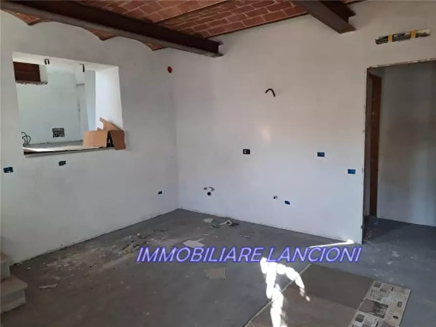 Immagine 7 di Rustico / casale in vendita  a Scandicci