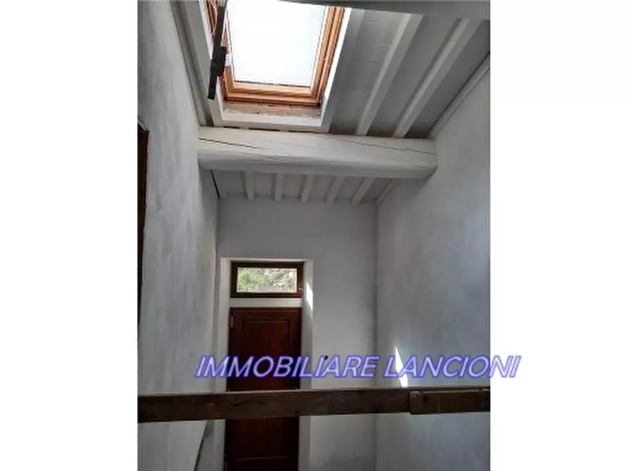 Immagine 21 di Rustico / casale in vendita  a Scandicci