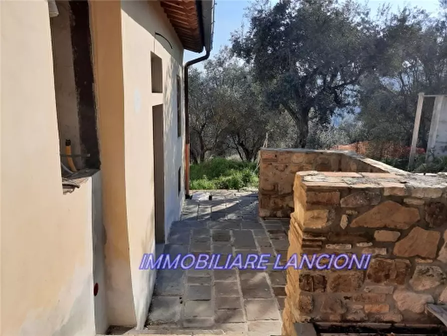 Immagine 37 di Rustico / casale in vendita  a Scandicci