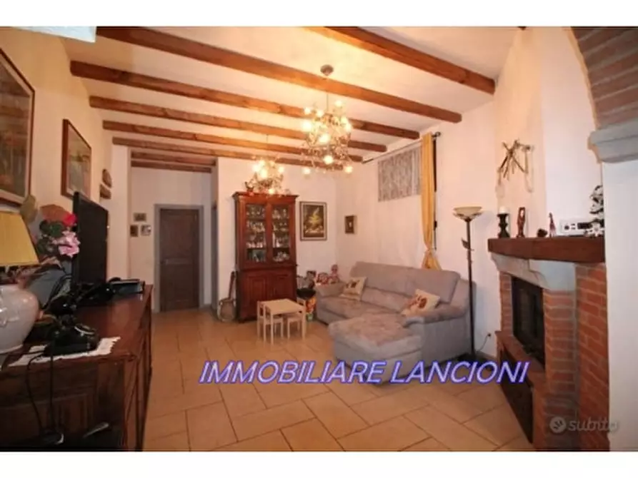 Immagine 7 di Rustico / casale in vendita  a Scandicci