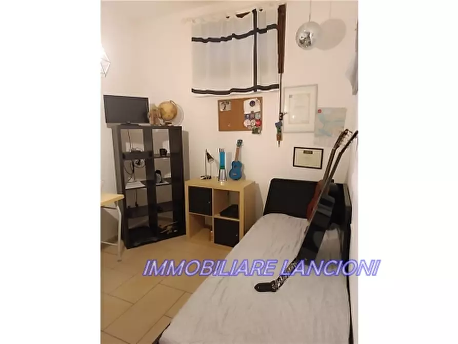 Immagine 12 di Rustico / casale in vendita  a Scandicci