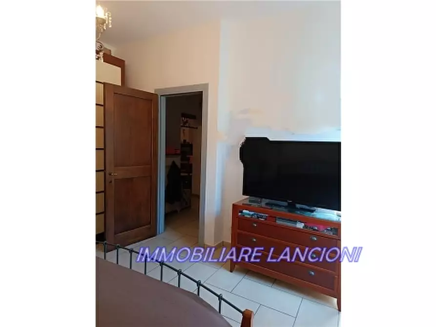 Immagine 16 di Rustico / casale in vendita  a Scandicci