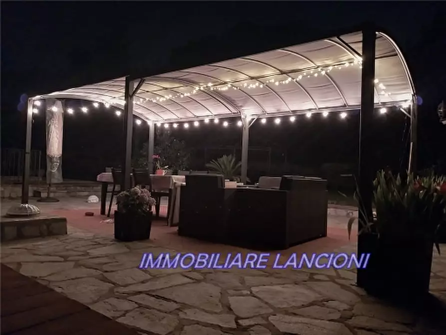 Immagine 26 di Rustico / casale in vendita  a Scandicci