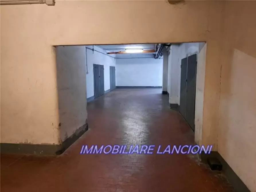 Immagine 4 di Appartamento in vendita  a Firenze