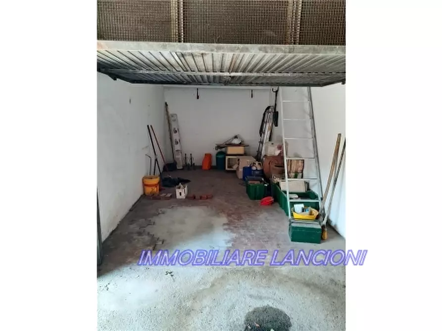 Immagine 7 di Appartamento in vendita  a Scandicci