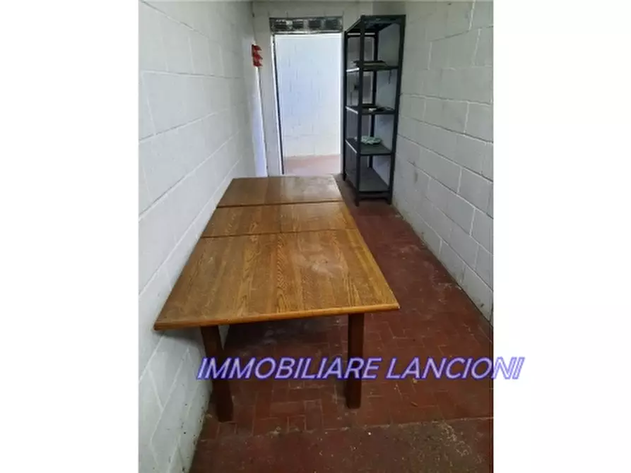 Immagine 5 di Appartamento in vendita  a Scandicci