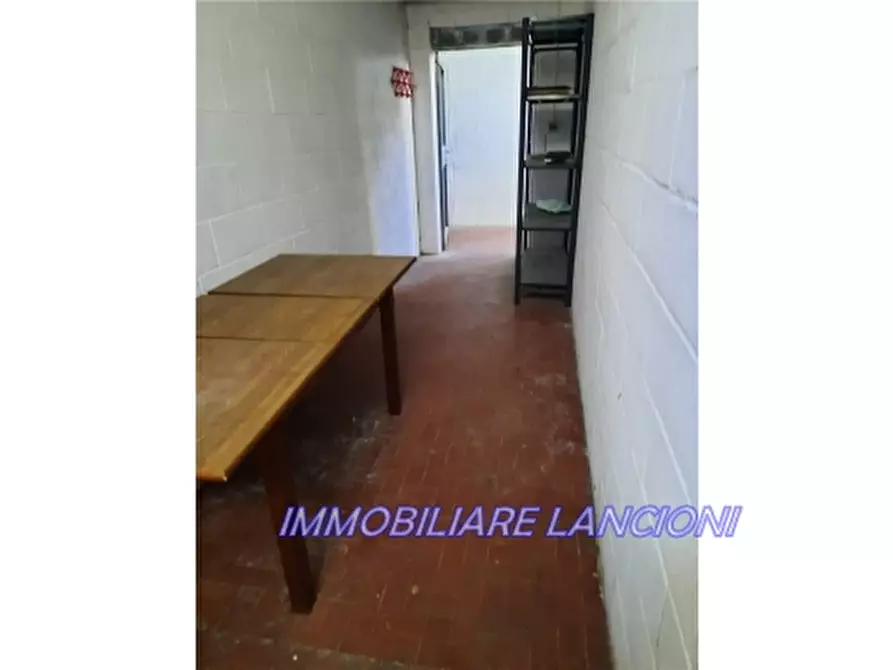 Immagine 6 di Appartamento in vendita  a Scandicci