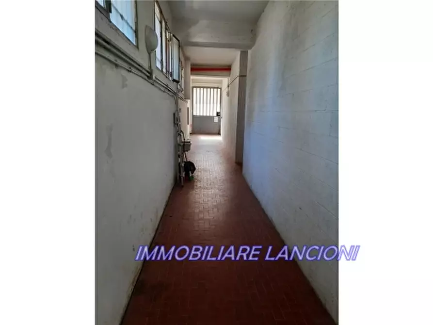 Immagine 10 di Appartamento in vendita  a Scandicci