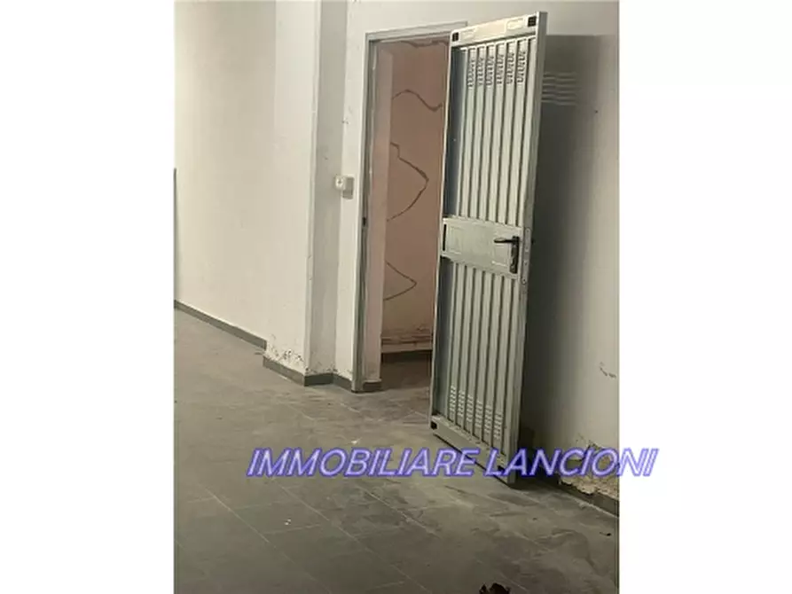 Immagine 3 di Appartamento in affitto  a Scandicci