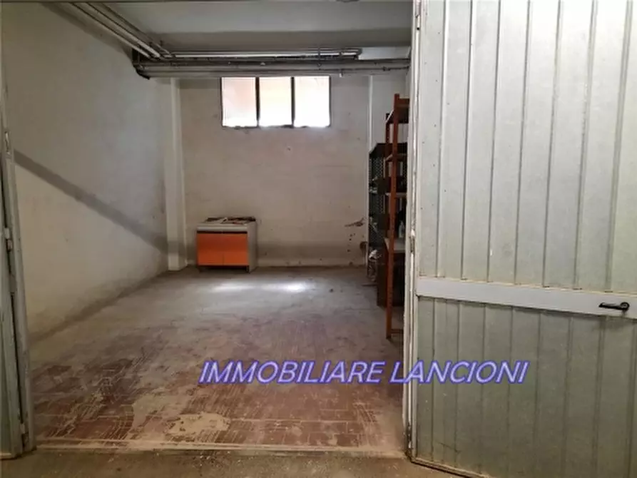 Immagine 1 di Appartamento in vendita  a Scandicci
