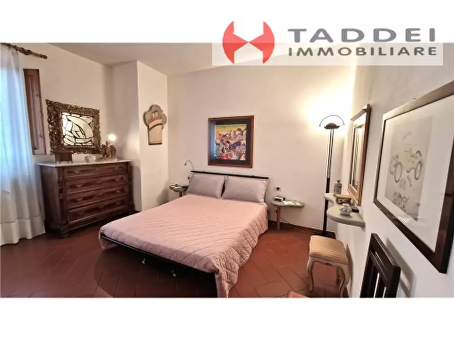 Immagine 24 di Appartamento in vendita  a Scandicci