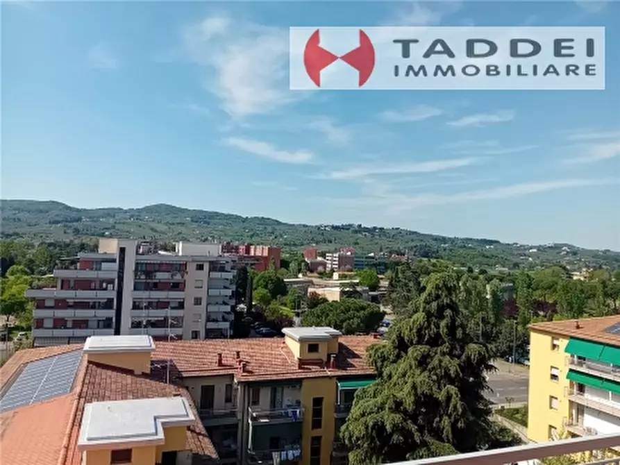 Immagine 28 di Appartamento in vendita  a Scandicci