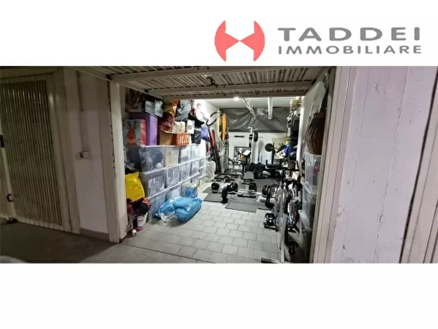 Immagine 14 di Appartamento in vendita  a Firenze