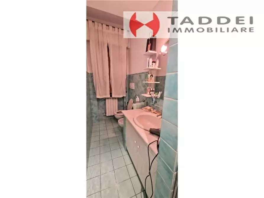 Immagine 13 di Appartamento in vendita  a Scandicci