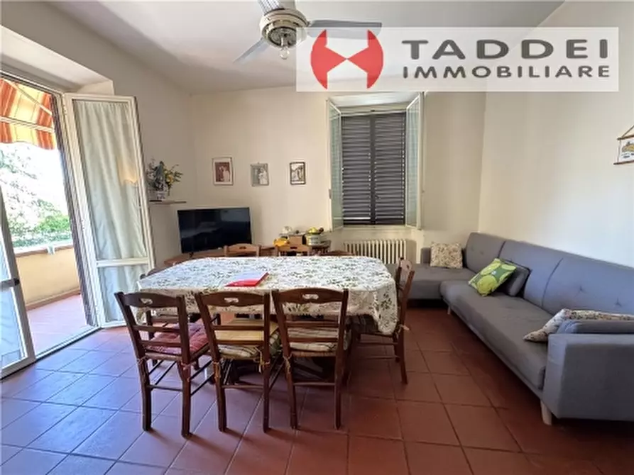 Immagine 4 di Appartamento in vendita  a Firenze