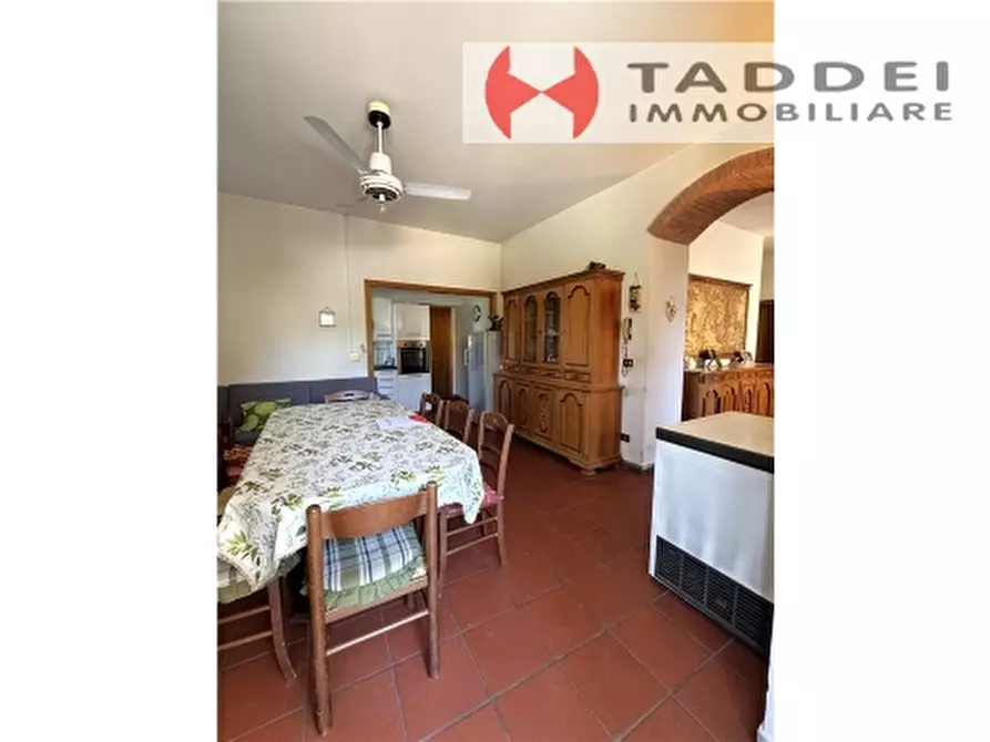 Immagine 5 di Appartamento in vendita  a Firenze