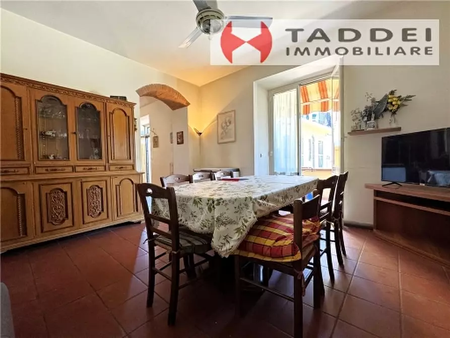 Immagine 8 di Appartamento in vendita  a Firenze