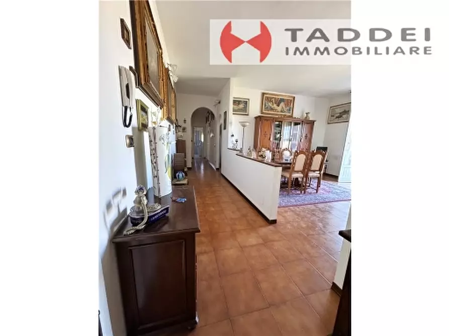 Immagine 7 di Appartamento in vendita  a Scandicci