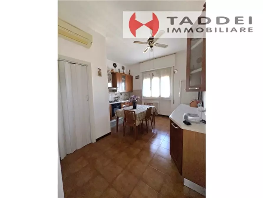 Immagine 9 di Appartamento in vendita  a Scandicci